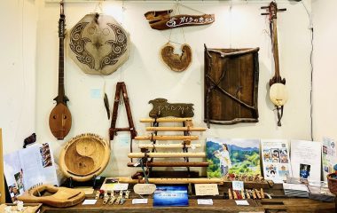 ふじのねミニギャラリー「ガイネの癒しの響き♪」展